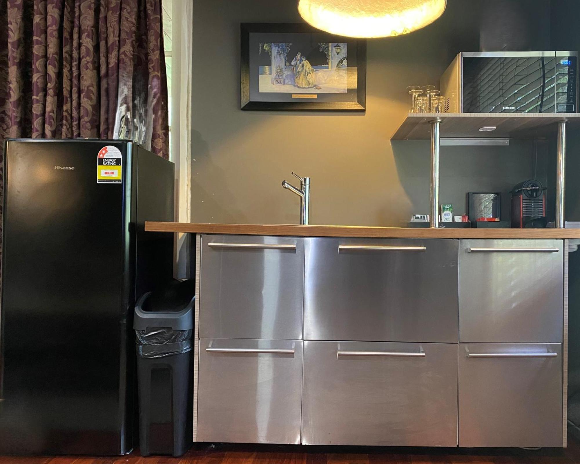 Mudstone Suites Pemberton Eksteriør bilde